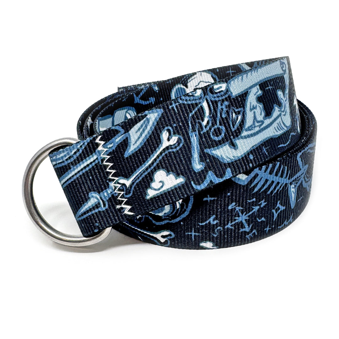 Essex Navy Belt: A sea tale theme 1.5" marine-grade webbing belt with signature zig-zag stitching and 316L stainless steel d-rings.