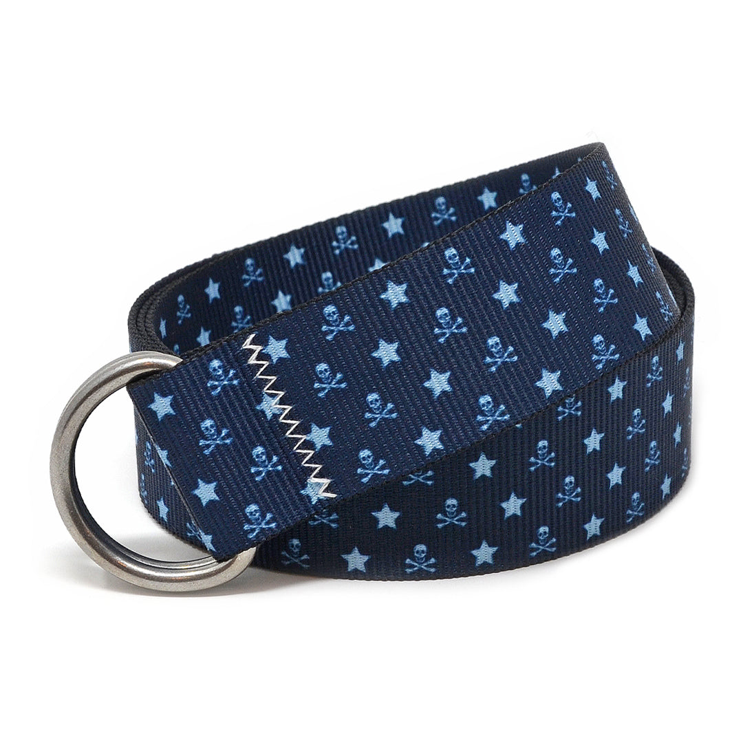 Lemon & Line Accessories: A collection of handcrafted nautical D-ring belts and marine-grade rope keychains, built for the sun, sand, and salt.